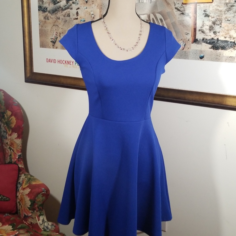 Vibe Peplum Royal Blue dress. Size M